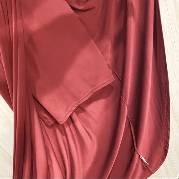 Venus Halter Maxi Dress - Picture 7 of 10